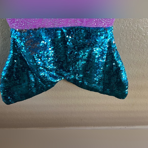 Mermaid Soft Fleece Slip In Blanket ombré, Silver foil Scales, flip sequin tail - Picture 3 of 8